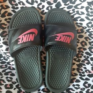 Womens nike slide